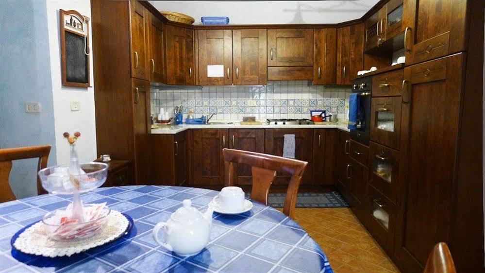 B&B Ottocento 스폴토레 외부 사진